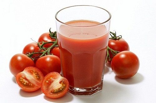 Cà chua chín chữa nám da tàn nhang rất tốt !
